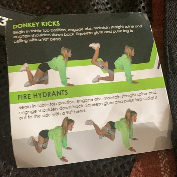 Adjustable resistance band workout set like new Heavy medium light resistance - Picture 6 of 8